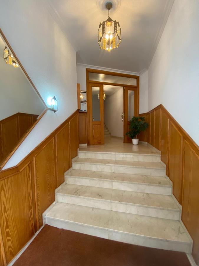Lalin Centro Urbano, Comodo Y Funcional Екстер'єр фото